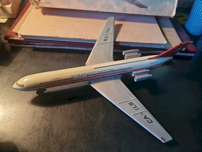 Avion en tôle Intercontinental CA-ILS  62-741
