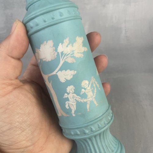 AVON flacon bouteille de collection AVONSHIRE  6 fl oz plein