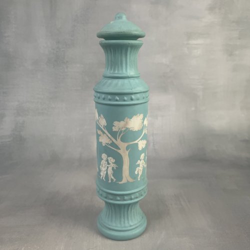 AVON flacon bouteille de collection AVONSHIRE  6 fl oz plein