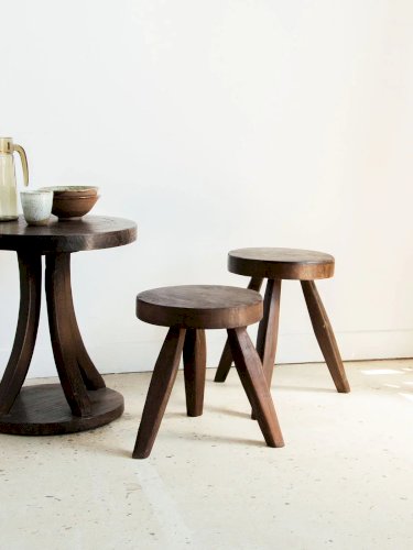 Axel, le tabouret bas en teck N°485