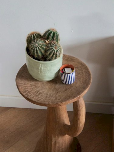 Axel, le tabouret en bois exotique N°528