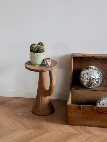 Axel, le tabouret en bois exotique N°528