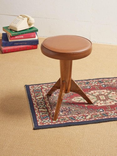 Axel, le tabouret en cuir N°546