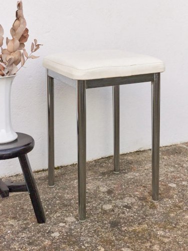 Axel, le tabouret en cuir N°547