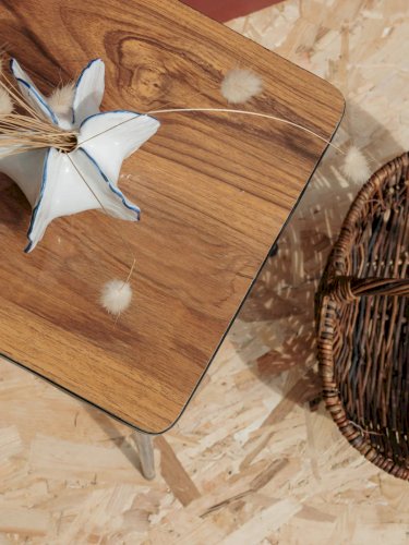 Axel, le tabouret en formica N°427