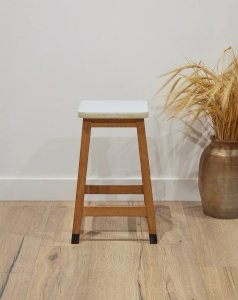 Axel, the formica stool No. 541
