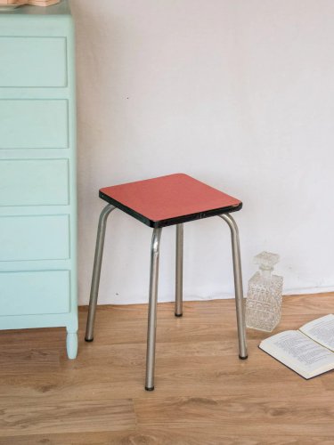Axel, le tabouret en formica N°566