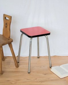 Axel, the Formica stool No. 567