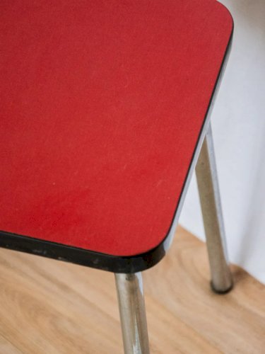 Axel, le tabouret en formica N°567