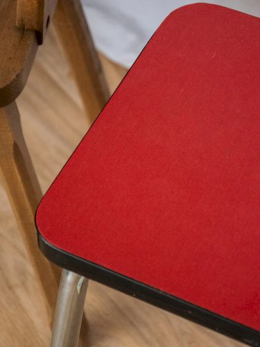 Axel, le tabouret en formica N°567