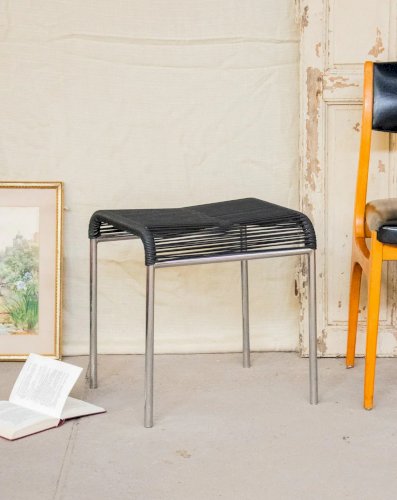 Axel, le tabouret en métal N°548