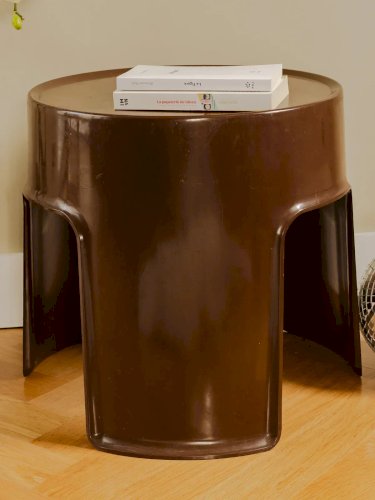 Axel, le tabouret en plastique N°532