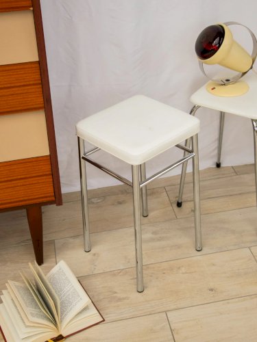 Axel, le tabouret en skaï et chrome N°585