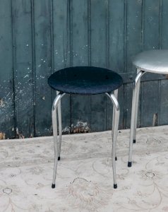 Axel, the black metal stool No. 562