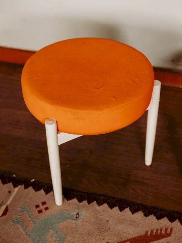 Axel, le tabouret orange N°114