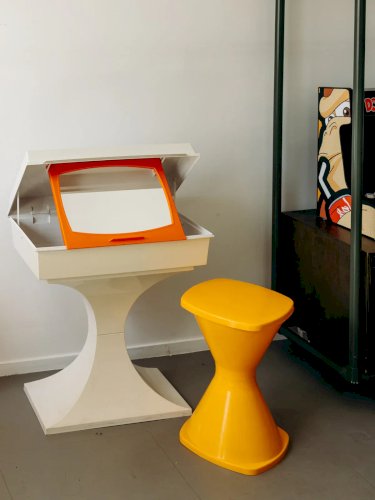 Axel, le tabouret tam-tam N°464