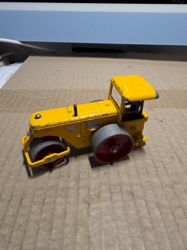 B435 Vintage Dinky 90A France Rouleau Compresseur Richier Jaune Figurine Origine