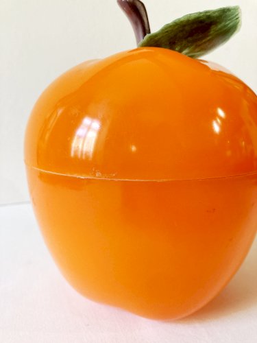 Bac à glaçon pomme orange, années 1970