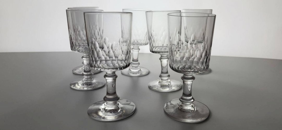 Baccarat - 7 verres à vin modèle Champigny Richelieu