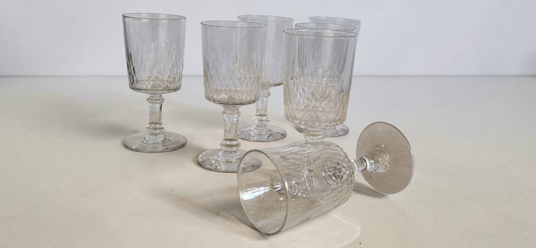 Baccarat - 7 verres à vin modèle Champigny Richelieu