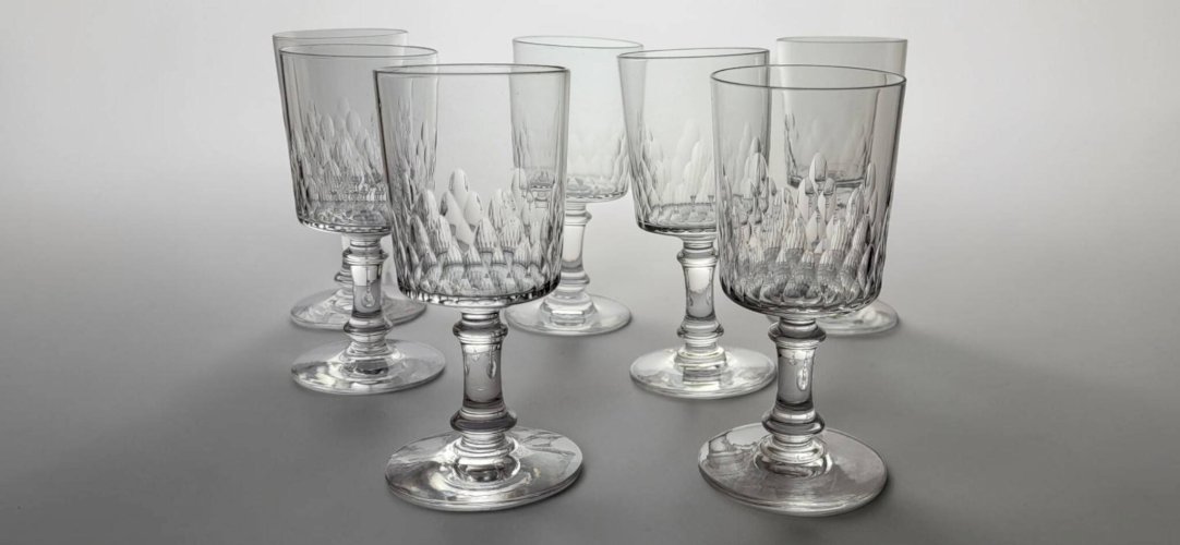 Baccarat - 7 verres à vin modèle Champigny Richelieu