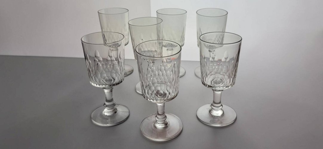 Baccarat - 7 verres à vin modèle Champigny Richelieu