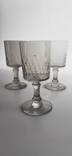 Baccarat - 7 verres à vin modèle Champigny Richelieu