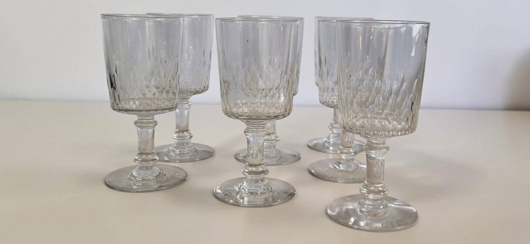 Baccarat - 7 verres à vin modèle Champigny Richelieu