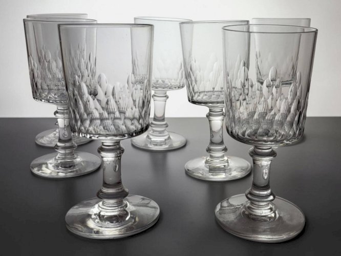 Baccarat - 7 verres à vin modèle Richelieu-Champigny