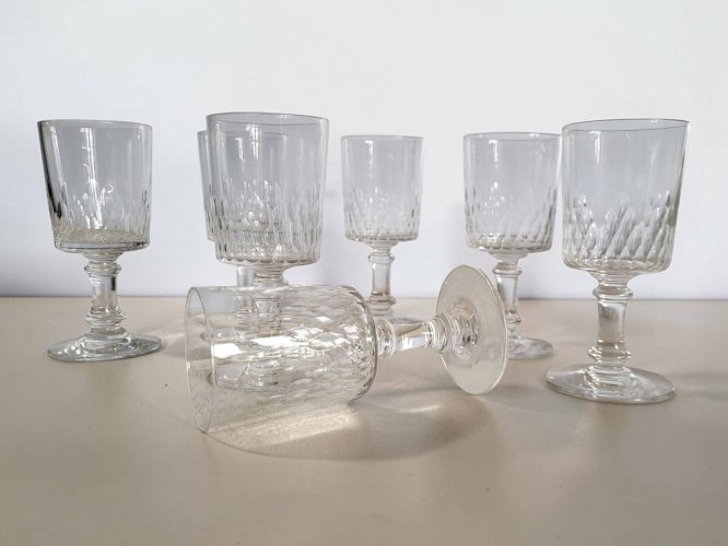 Baccarat - 7 verres à vin modèle Richelieu-Champigny