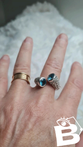 Bague ajustable en argent et strass