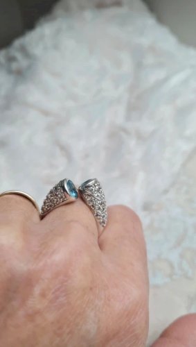Bague ajustable en argent et strass