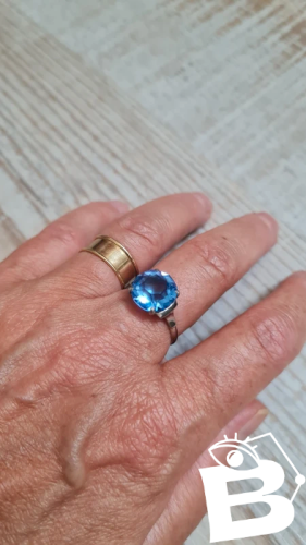 Bague Art Déco en argent et zirconium bleu