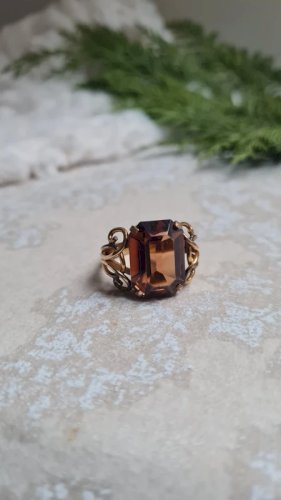 Bague art déco en plaqué or et pierre en verre