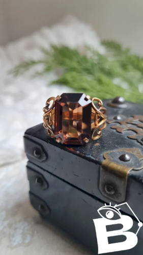 Bague art déco en plaqué or et pierre en verre