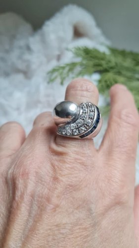 Bague art déco Tank en argent avec saphir bleu et zirconium