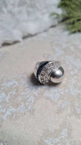 Bague art déco Tank en argent avec saphir bleu et zirconium