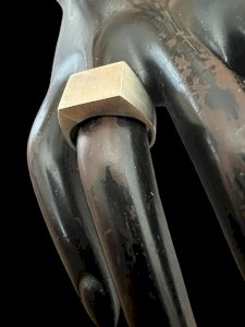 Art Deco signet ring circa 1925 unisex solid silver vintage old stock