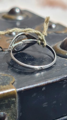 Bague denfant ancienne religieuse en argent émaillée art déco