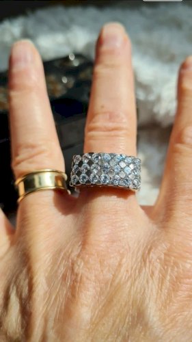 Bague en argent avec des strass taille 56 vintage