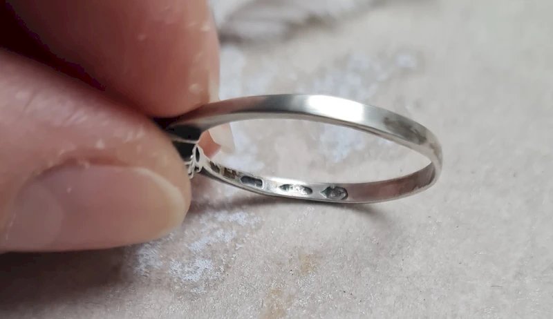 Bague en argent  et saphir vintage