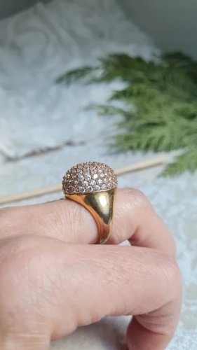 Bague en plaqué or en forme de dôme