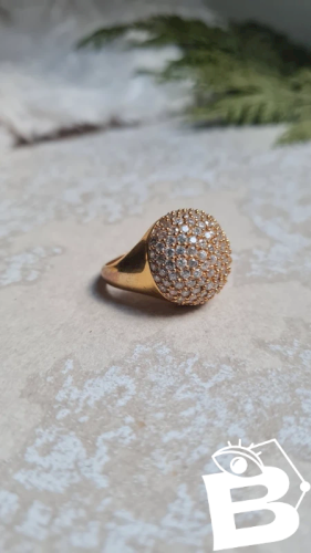 Bague en plaqué or en forme de dôme