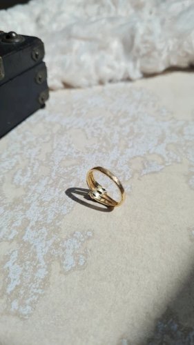 Bague en plaqué or et saphir