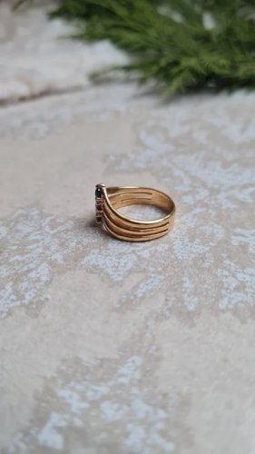 Bague en plaqué or et saphirs