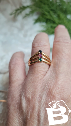 Bague en plaqué or et saphirs