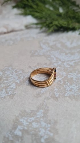 Bague en plaqué or et saphirs