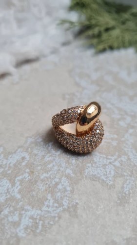 Bague en plaqué or et zirconium