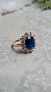 Gold-plated daisy ring