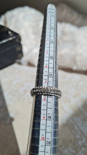 Bague fantaisie avec strass